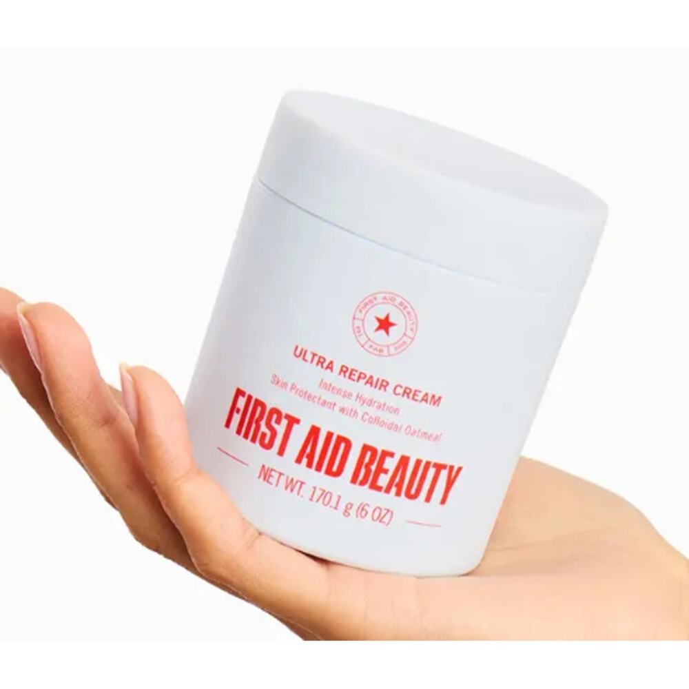 FIRST AID BEAUTY  Ultra Repair Cream 6 oz NEW
